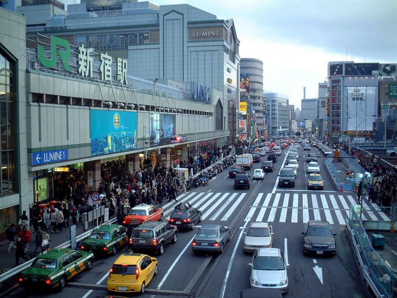 中国游客正在把日本人挤出日本大城市